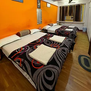 the-golden-lodge.hotels-varanasi.com/